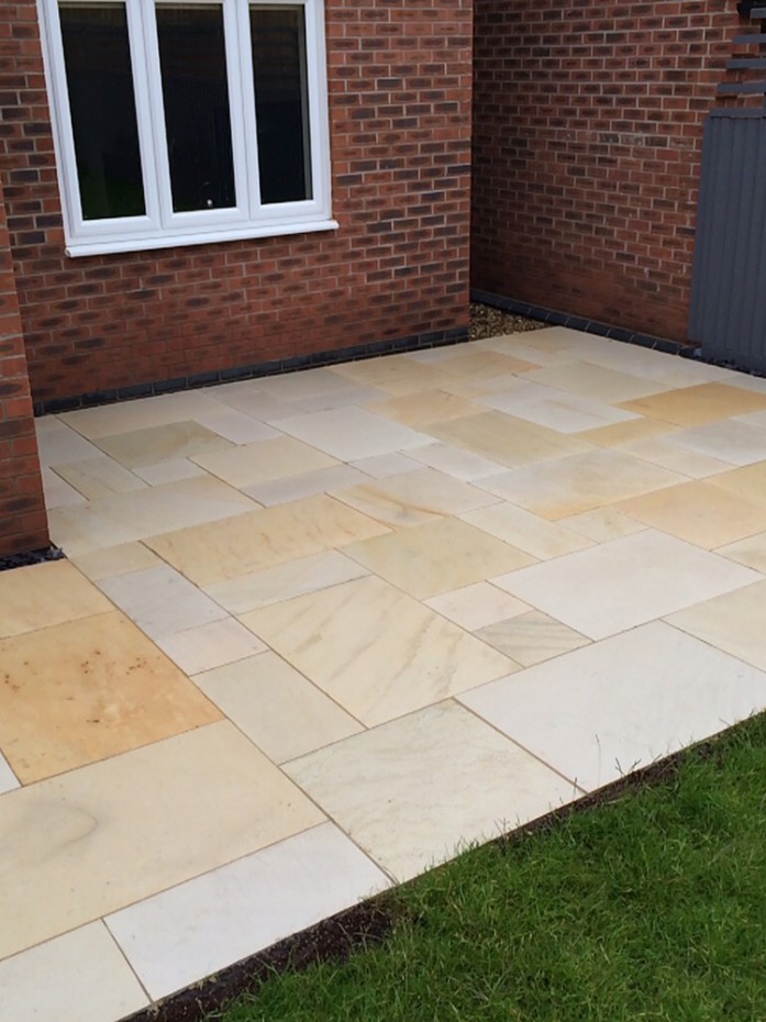 Arabian Sand Textured & Sawn Sandstone Paving - Patio Pack