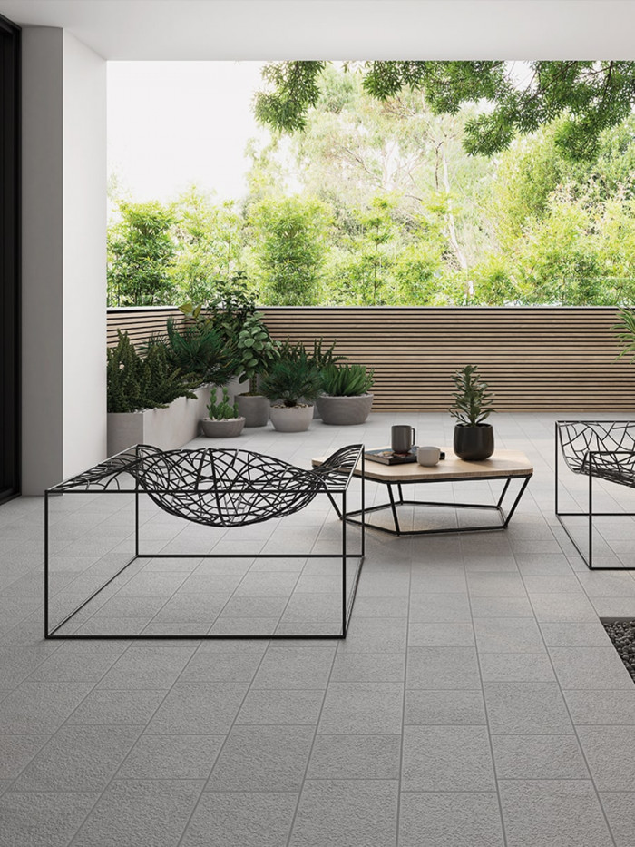 Aran Pearl Grey Outdoor Porcelain - 300x200x20mm