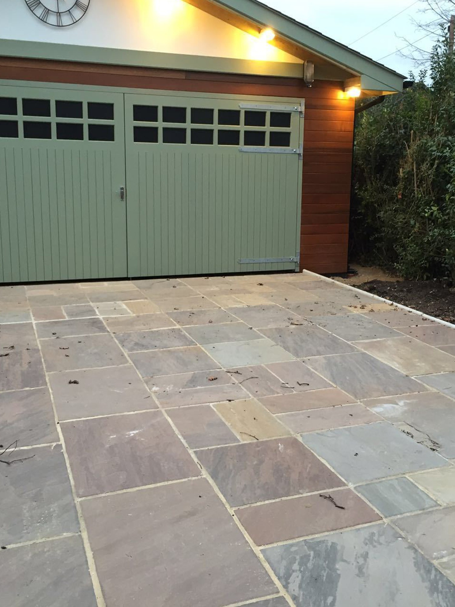 Autumn Brown Indian Sandstone Paving Slabs - Mix Size Patio Pack