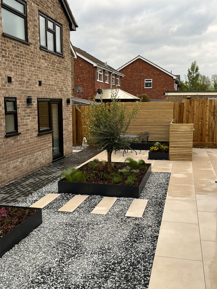 Beige Sawn Sandstone Effect - 1200x600x20mm