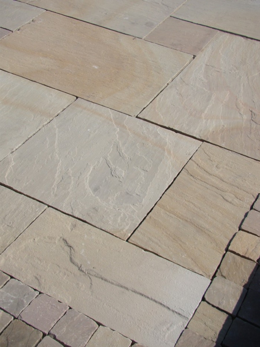 Camel Dust Indian Sandstone Paving Slabs - 900x600