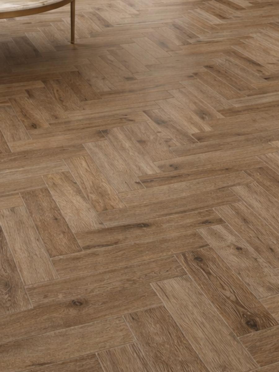 Chestnut Oak Herringbone Luxury Click Vinyl Flooring Tiles - 640x128x6mm Chestnut Oak Herringbone Luxury Click Vinyl Flooring Tiles - 640x128x6mm