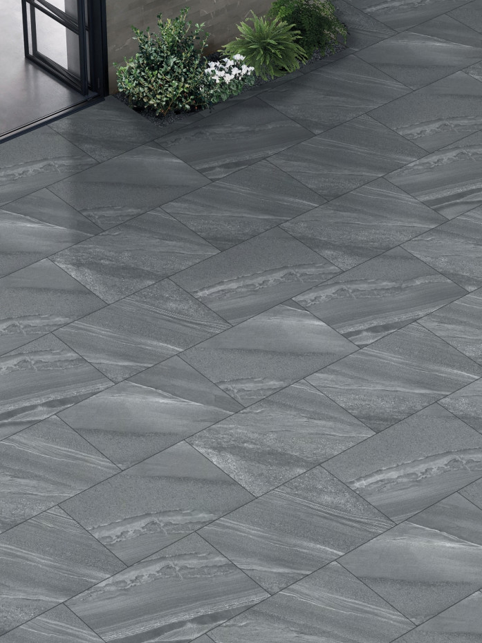 Esparada Nero Outdoor Porcelain Paving Slabs - 900x600x20mm