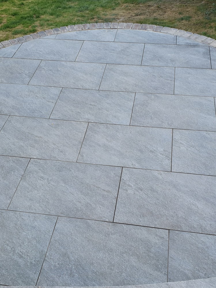 Dakota Dark Grey Outdoor Porcelain Slab - 900x600x20mm