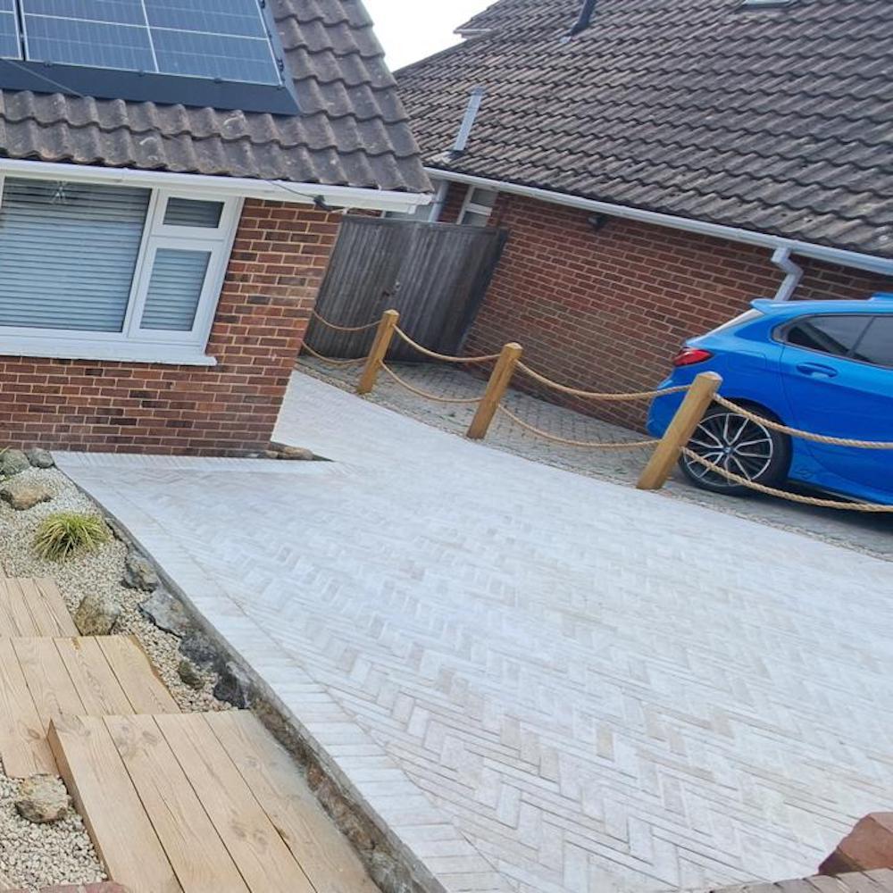 Dijon Honed & Tumbled Limestone Outdoor Pavers - 200x50x40mm
