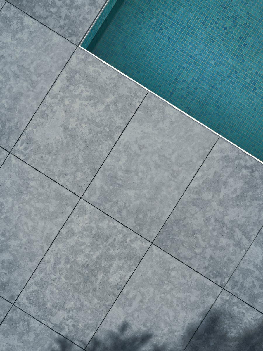 Dijon Grey Rendition Limestone Effect Chiselled Porcelain Paving Slabs - 900x600x20mm Dijon Grey Rendition Limestone Effect Chiselled Porcelain Paving Slabs - 900x600x20mm