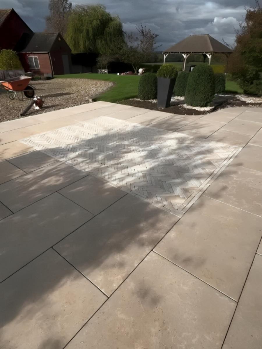 Dijon Honed & Tumbled Limestone Paving Slabs - 900x600x20mm