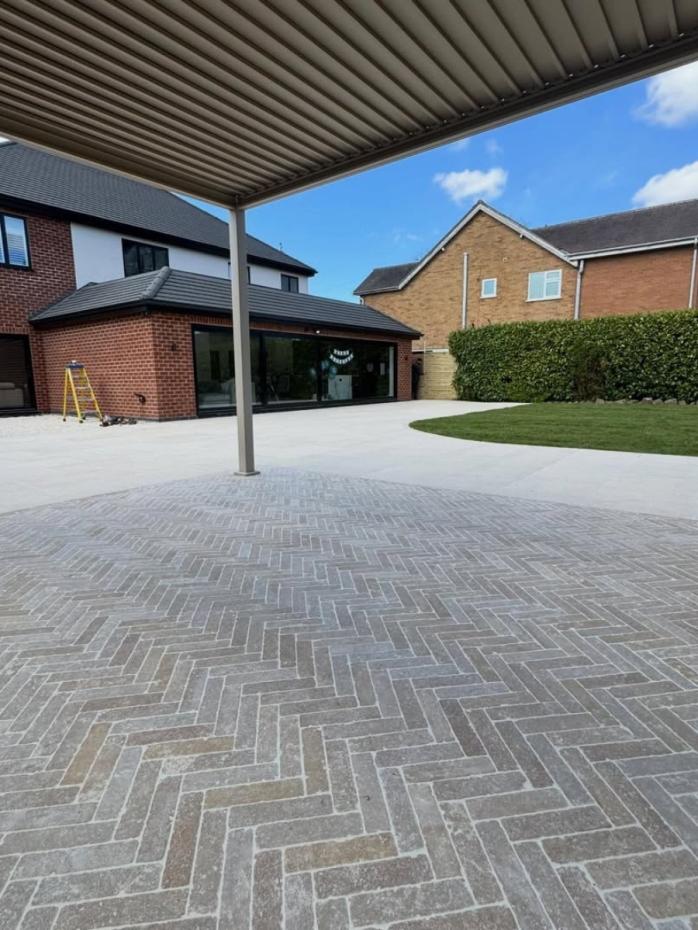 Dijon Limestone Oblong Slim Sett Outdoor Pavers- 300x50x40mm