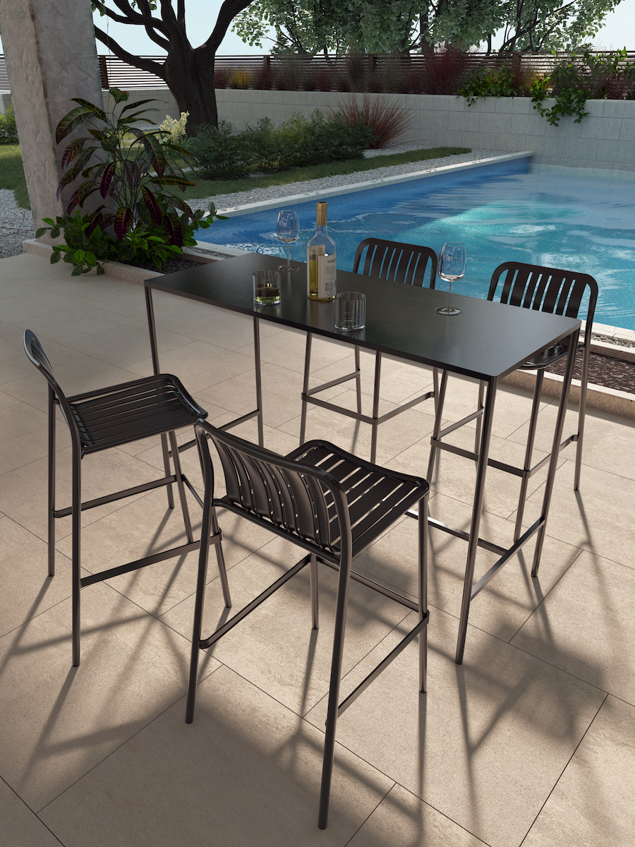 Earth Outdoor Indoor Bar Set 4 Seater Black Metal Bar Chairs Large Bar Table Matt 