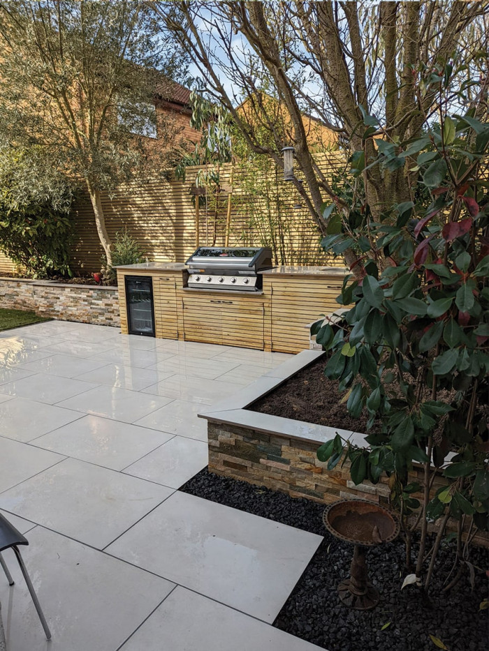 Eclipse Off White Porcelain Slabs - 900x600x16mm (LAST PACK)