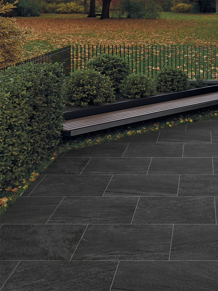 Everest Nero Outdoor Porcelain Paving Slabs - 900x600x20mm
