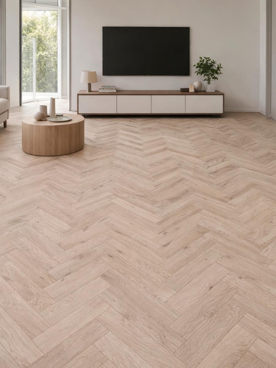 Highland Light Oak Herringbone Luxury Click Vinyl Flooring Tiles - 640x128x6mm