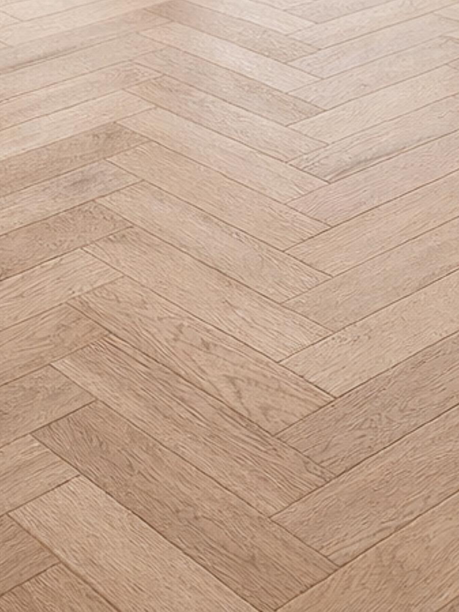 Highland Oak Herringbone Luxury Click Vinyl Flooring Tiles - 640x128x6mm