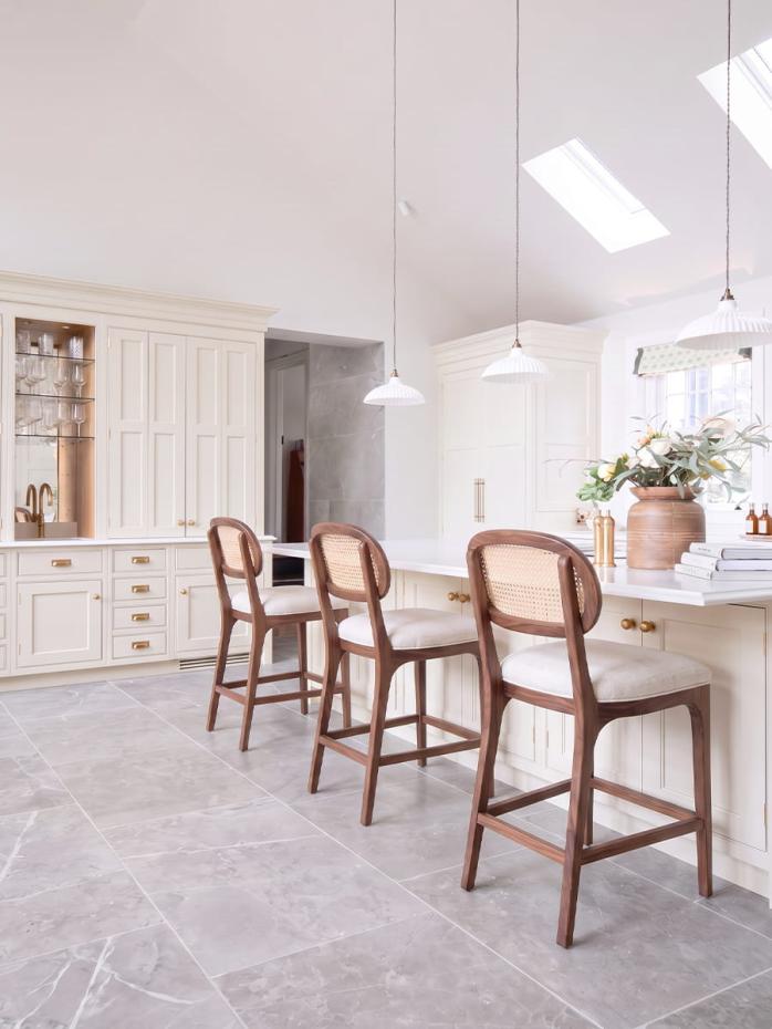 Highlands Light Porcelain Wall & Floor Tile - 1200x600mm