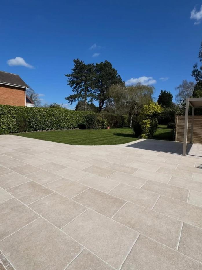 Jersey Beige Antique Chiselled Edge Porcelain Slab - 905x605x20mm