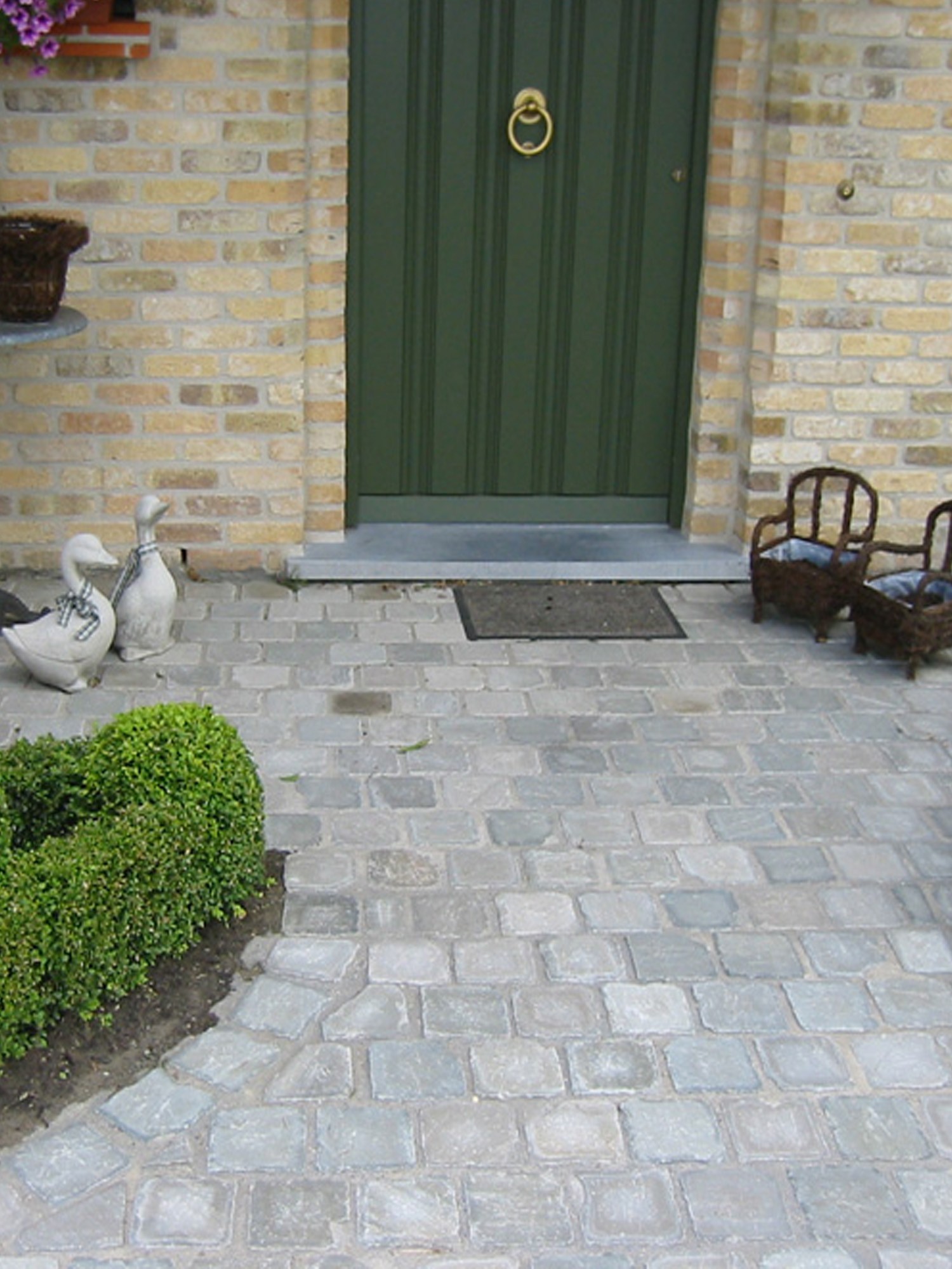 Kandla Grey Indian Sandstone Setts - 100x100 Pack