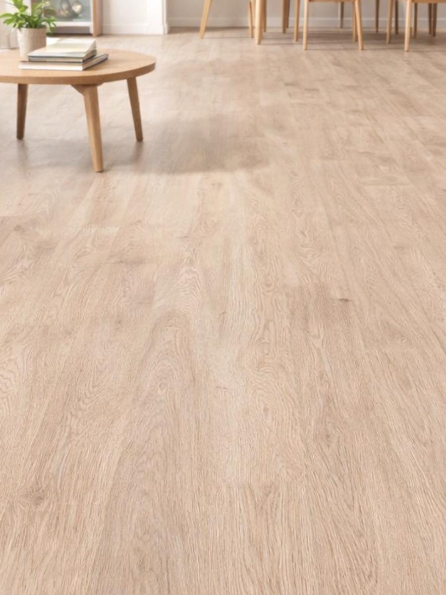 Light Oak Luxury Click Vinyl Flooring Tiles - 1220x184x6mm