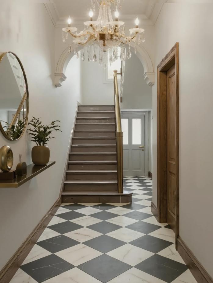 Majestic Noir Italian Marble Effect Porcelain Tile - 300x300x9mm