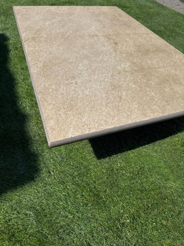 Manhattan Beige porcelain bullnose tile
