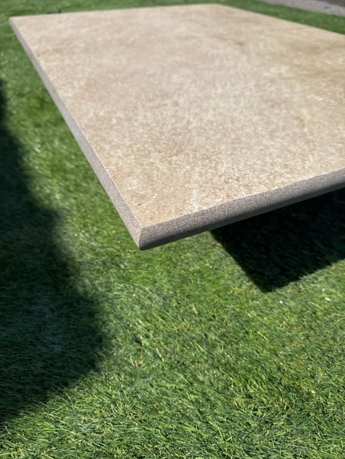 Beige porcelain bullnose tile 900x600mm