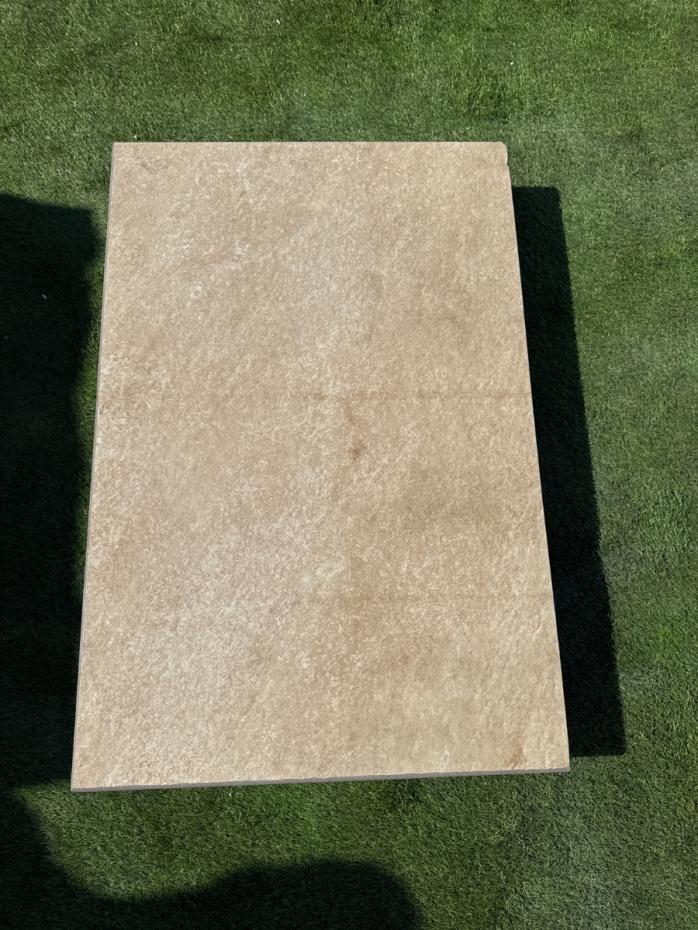 Manhattan beige outdoor porcelain edging tile
