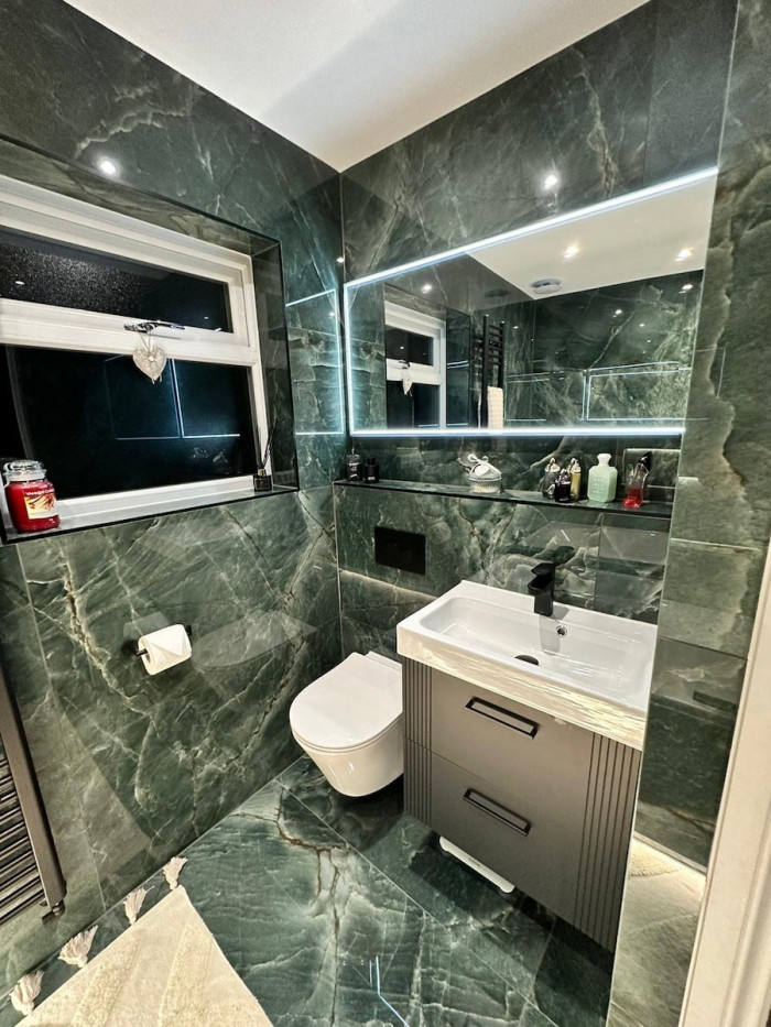 Manos Green Porcelain Tiles - 1200x600mm