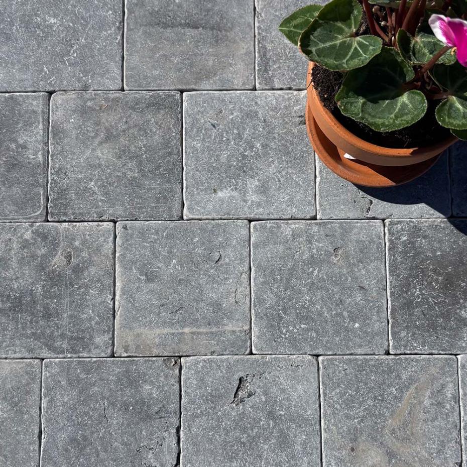 Naples Dark Grey Limestone Tiles - 400x400mm