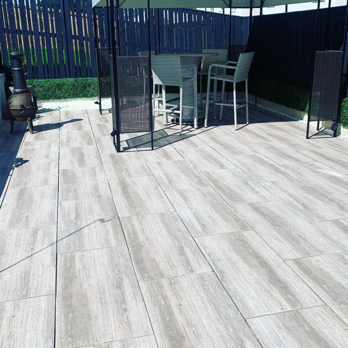 Oak Wood Effect Outdoor Slab - 900x450x20mm