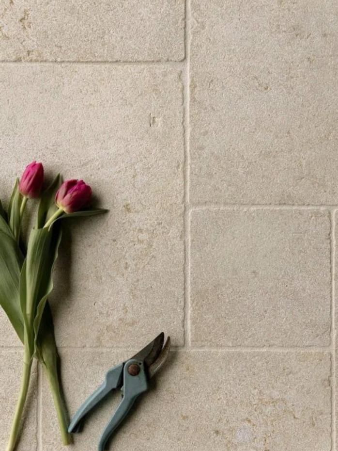 Sunny Minia Sandblasted Natural Limestone Tiles - 600xFree Lengthx15mm