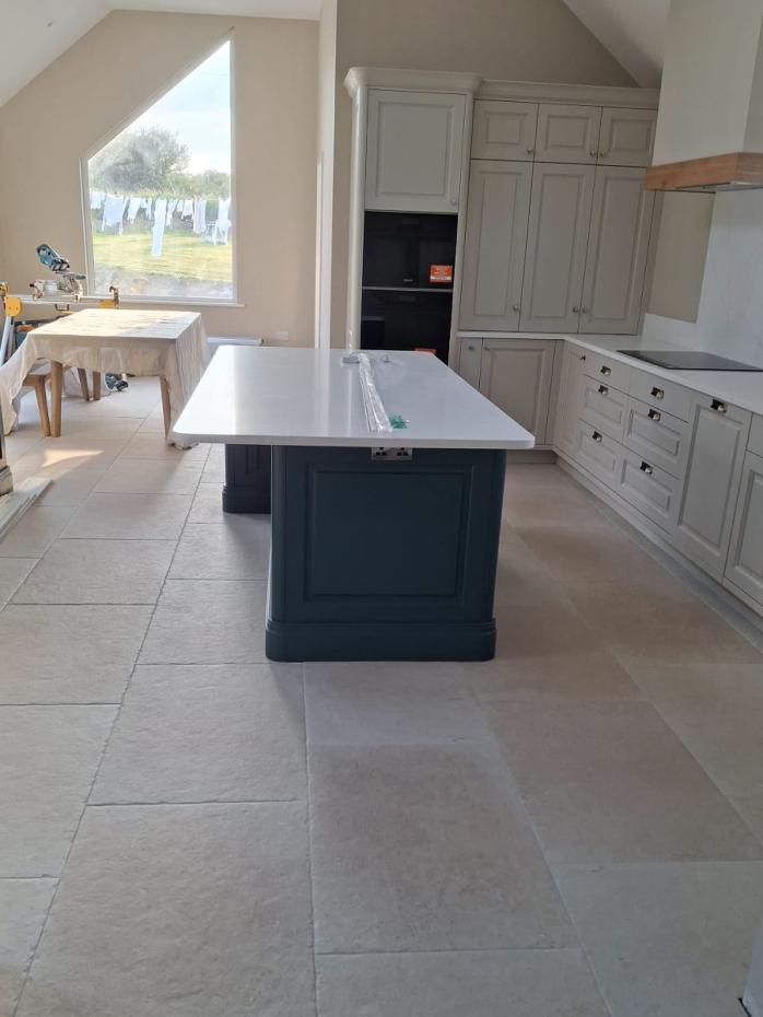 Texas Sand Antique Chiselled Edge Porcelain Tile - 900x600x9.5mm