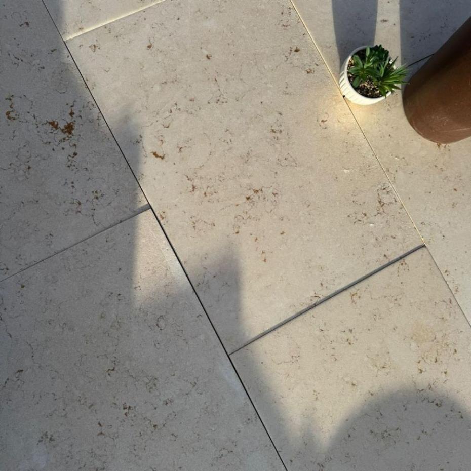 Lisbon Cream Natural Limestone Tiles - 900x600x20mm