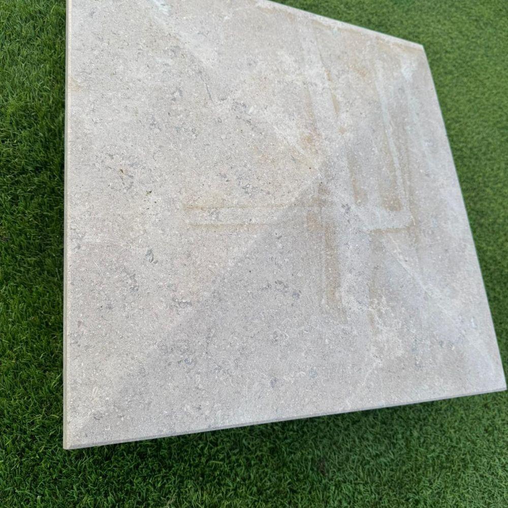 Dijon Limestone Pyramid Pier Caps - 450x450x60mm Dijon Limestone Pyramid Pier Caps - 450x450x60mm