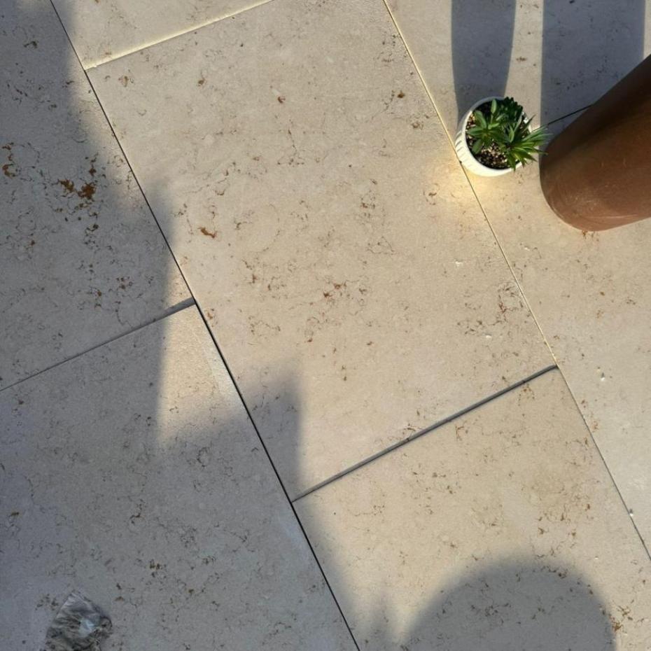 Lisbon Cream Natural Limestone Tiles - 900x600x20mm