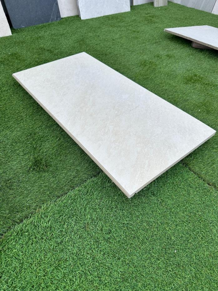 Quartz White Outdoor Porcelain Bullnose - 900x450x20mm