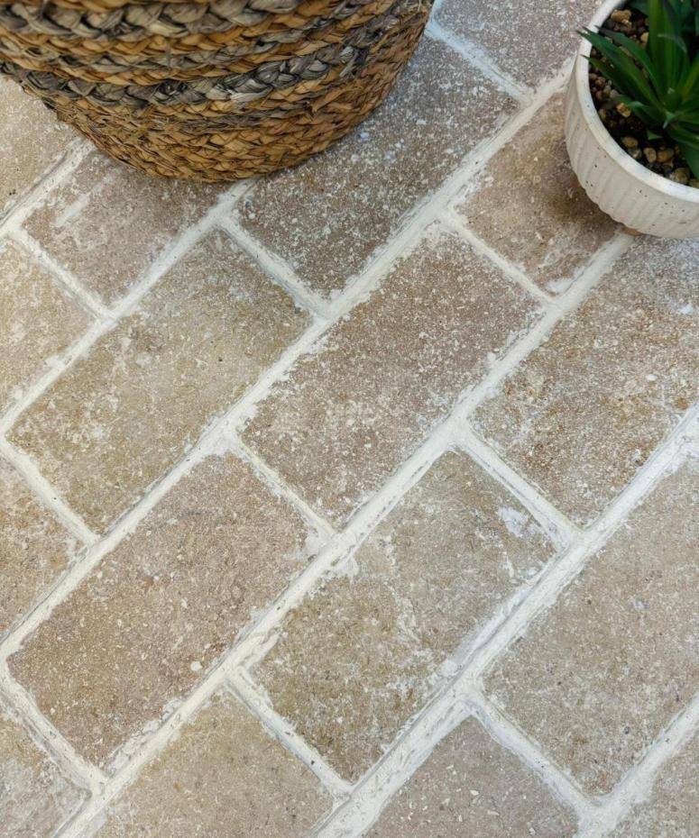 Dijon Limestone Honed Tumbled Cobbles - 200x100x30mm