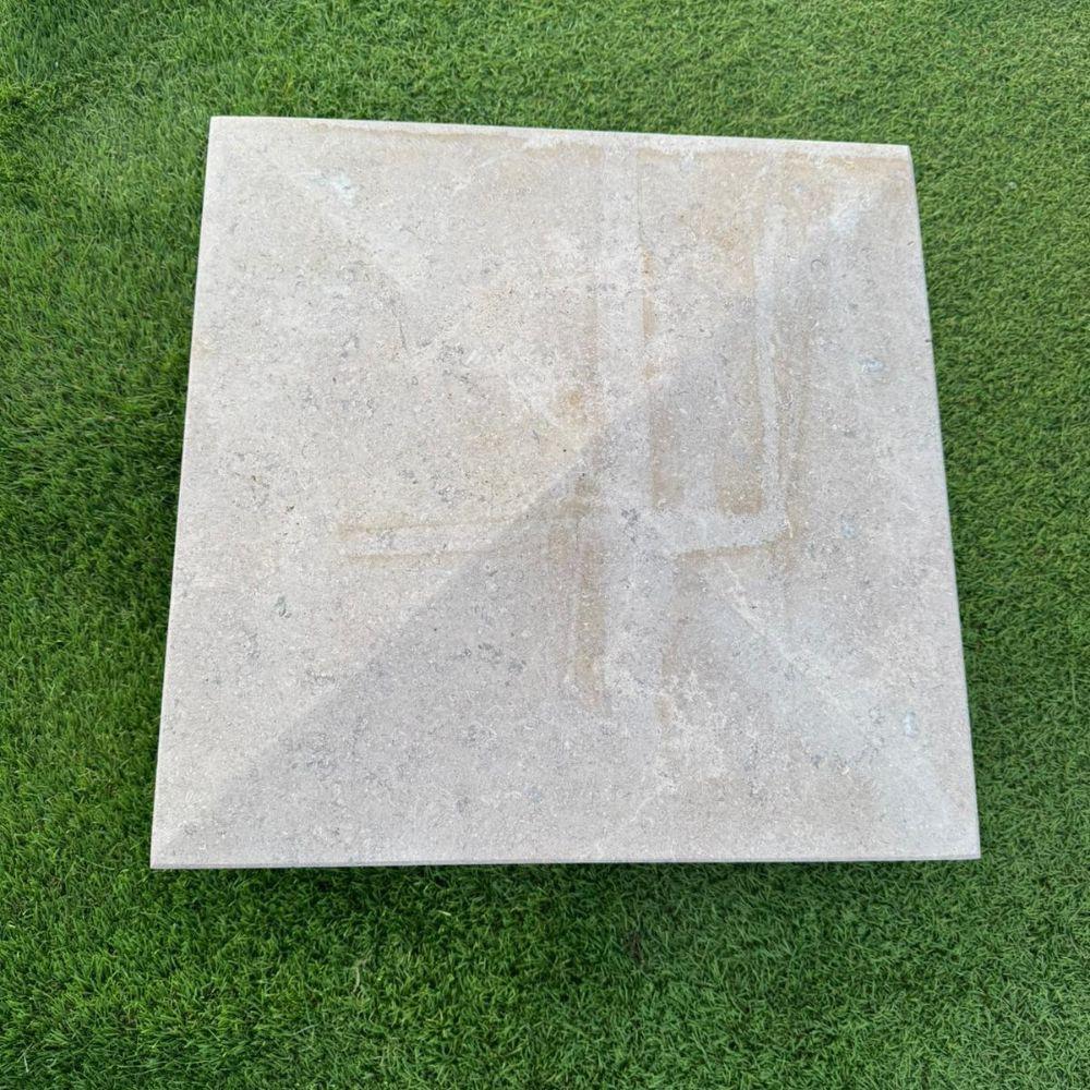 Dijon Limestone Pyramid Pier Caps - 450x450x60mm Dijon Limestone Pyramid Pier Caps - 450x450x60mm