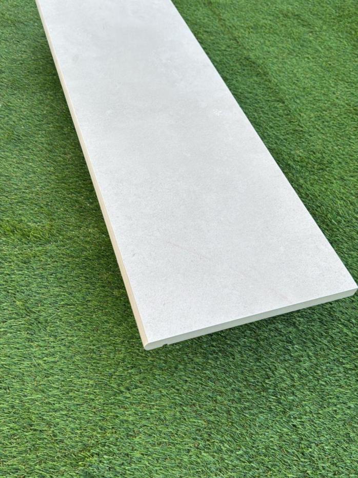 Luna Off White Porcelain Bullnose Tiles - 900x450x20mm