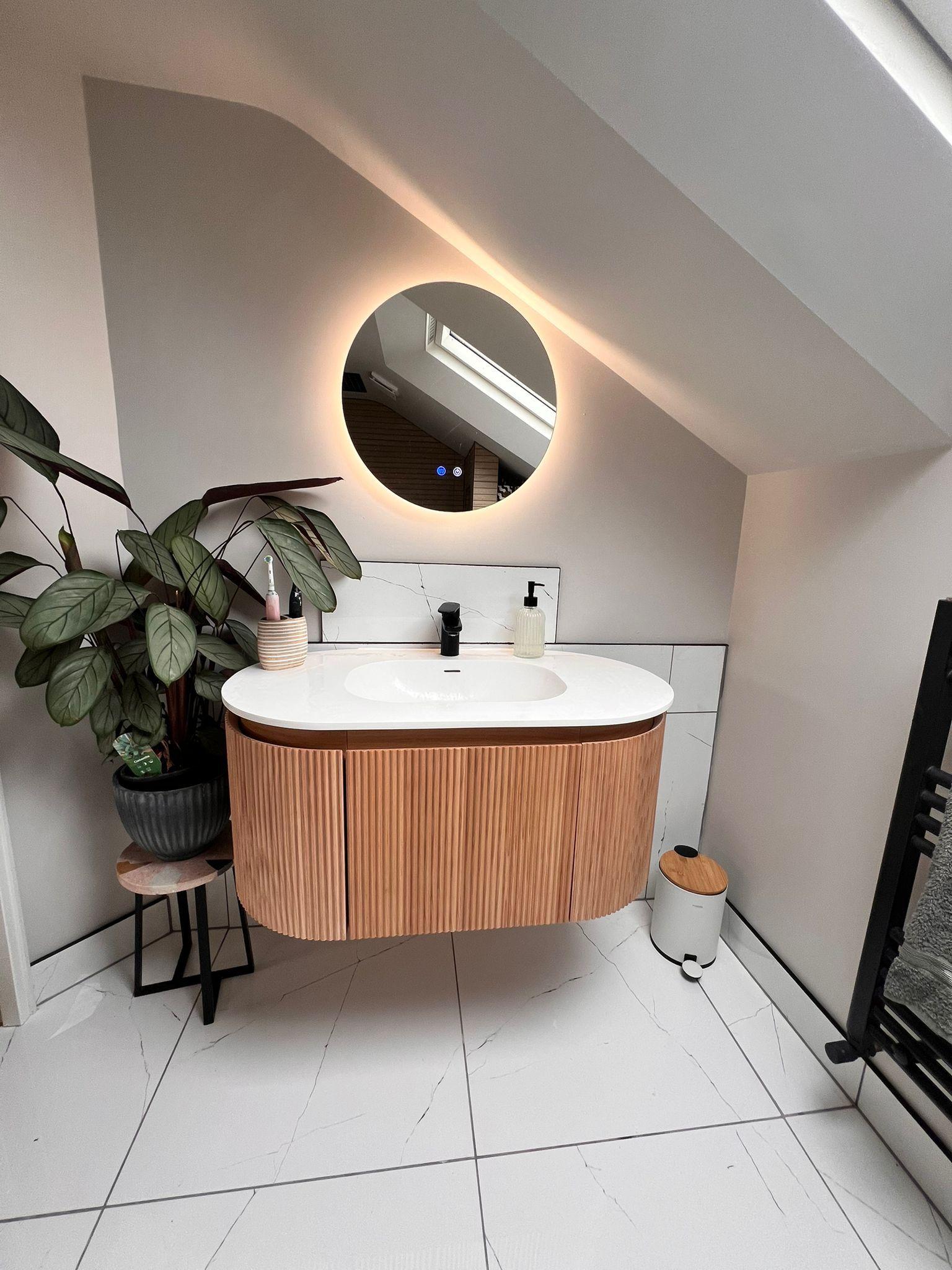 Kensington Solid Wood Wall Mounted Oval Basin Fluted Bathroom Vanity Unit - 900mm